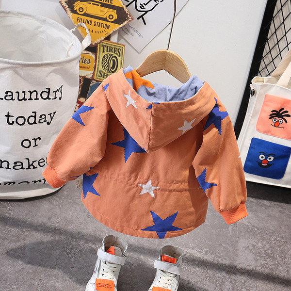 Laste sügisjope poistele tärnide kapuutsiga