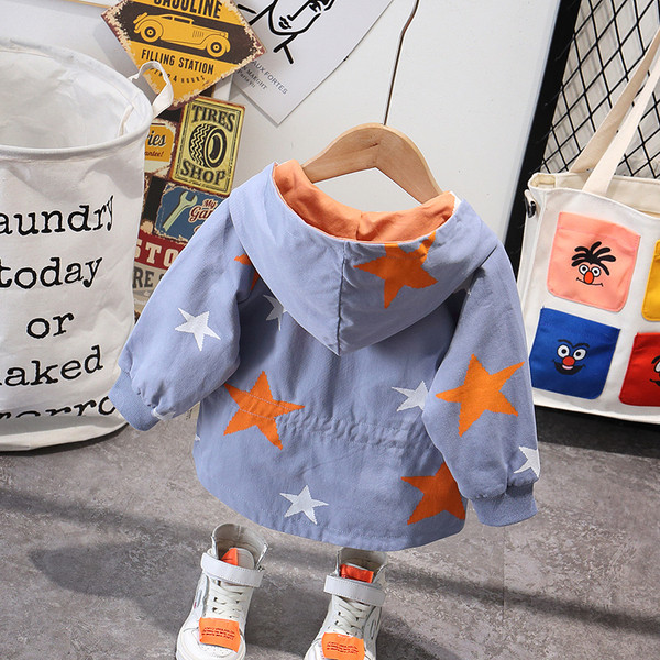 Laste sügisjope poistele tärnide kapuutsiga