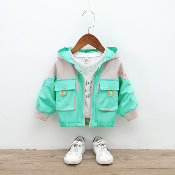 Kapuutsi ja taskutega laste sügisjope poistele