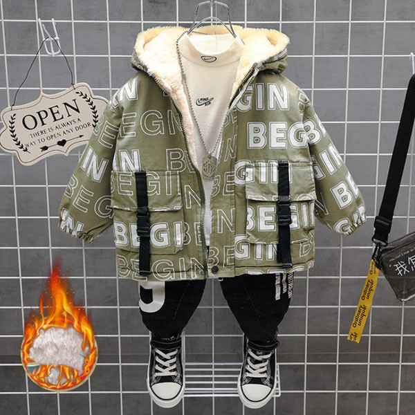 Moodne kapuutsiga ja taskutega laste jope poistele