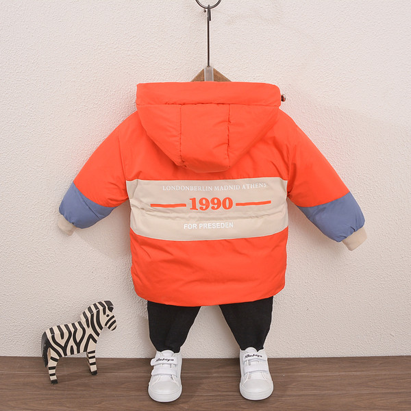 Sügis-talvine laste jope kapuutsiga