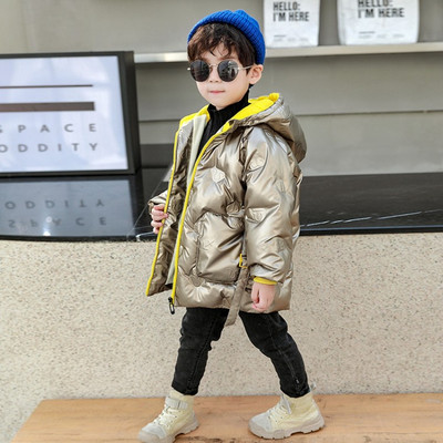 Kapuutsiga ja sooja voodriga laste talvejope poistele