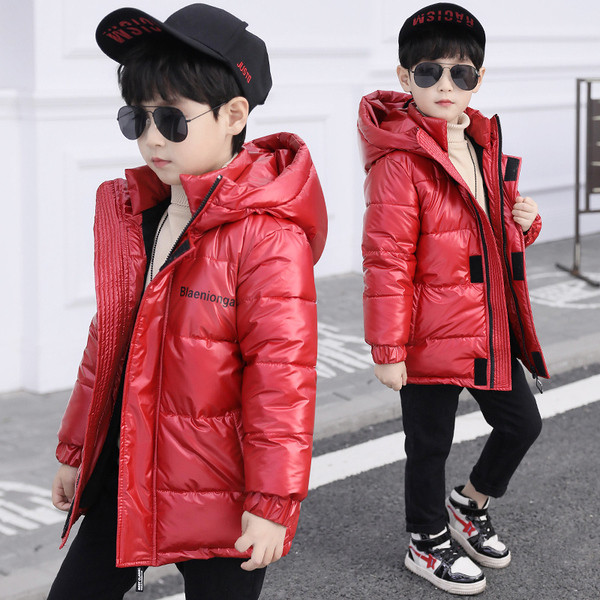 Kapuutsi ja lukuga laste jope poistele - mitu mudelit