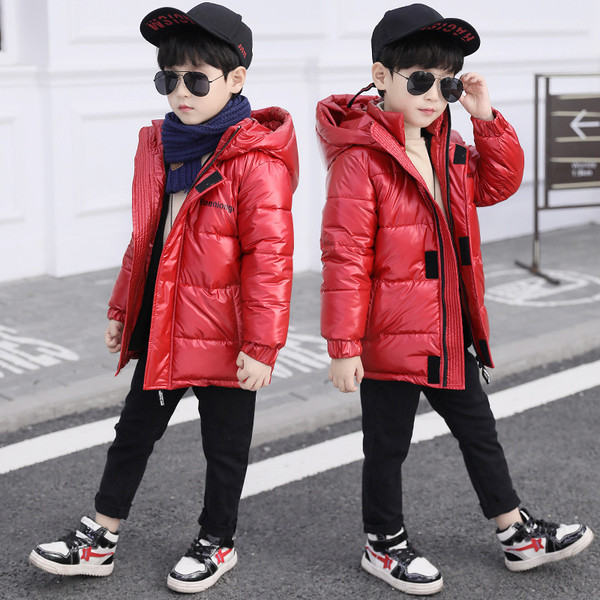 Kapuutsi ja lukuga laste jope poistele - mitu mudelit