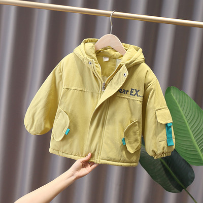 Kapuutsiga ja taskutega laste jope poistele