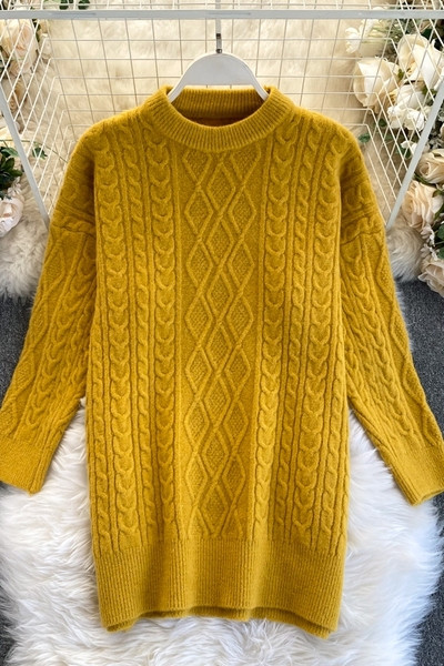 Μακριά γυναικεία πουλόβερ με στρογγυλή λαιμόκοψη