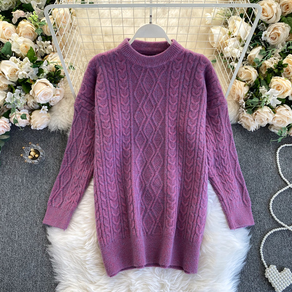 Μακριά γυναικεία πουλόβερ με στρογγυλή λαιμόκοψη