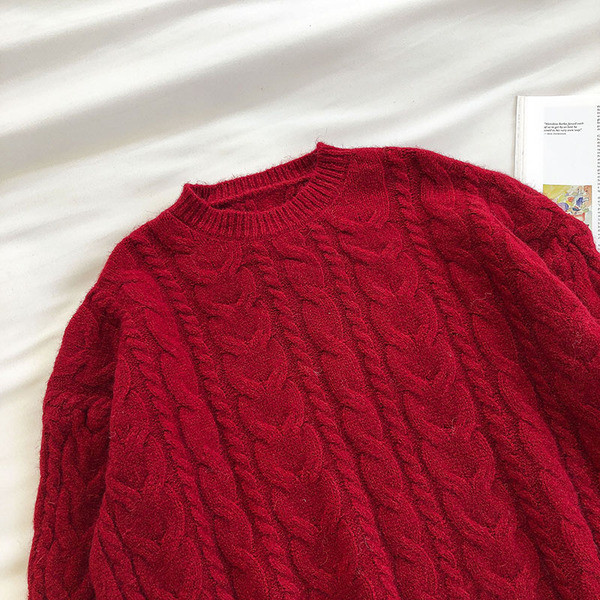 Naiste lai kampsun mudel ovaalse kaelusega