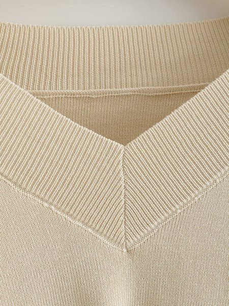 Ženska moderna vesta - kratki model sa špic izrezom