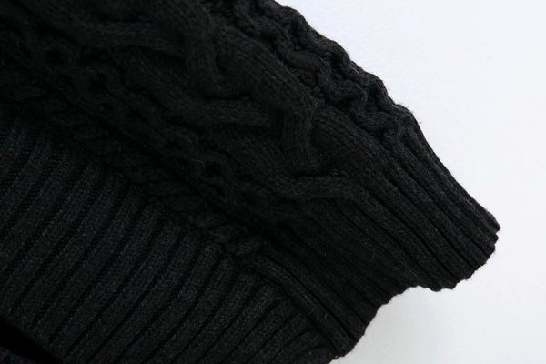 Moodne naiste pikk vest