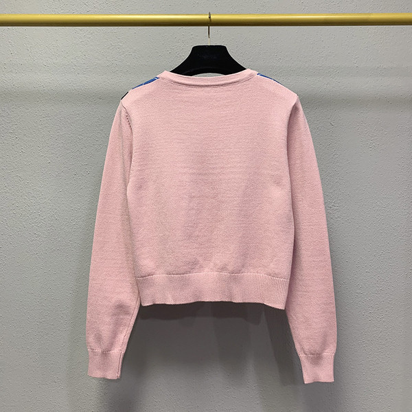 Vesta dama in carouri - model clasic