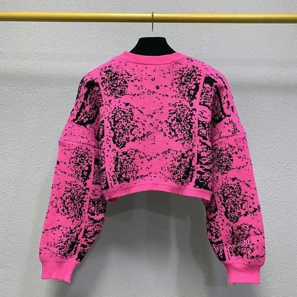 Stiilne naiste kampsun lühike mudel ümara kraega