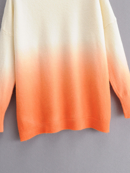 Moodne sillerdavas toonis naiste kampsun