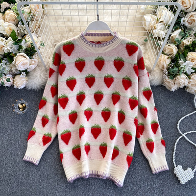 Γυναικείο πουλόςερ με τύπωμα φράουλας με χαμηλό γιακά