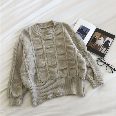 Uut mudelit ümara kaelusega naiste kampsun