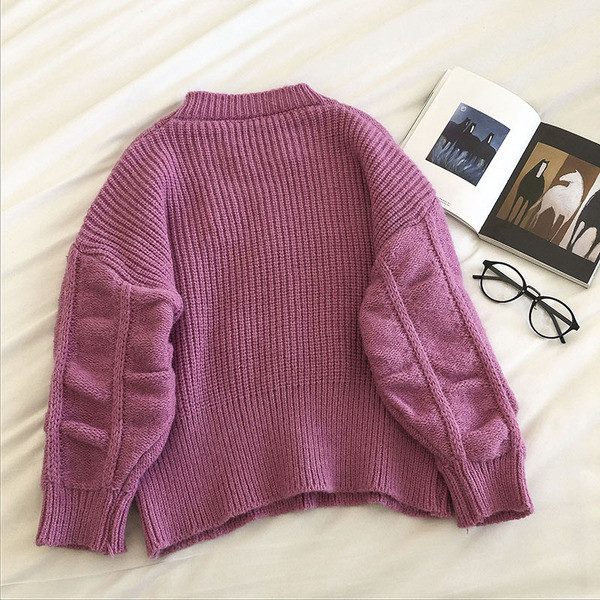 Uut mudelit ümara kaelusega naiste kampsun