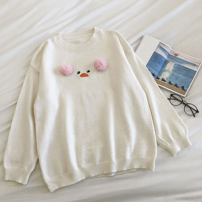 Ümara kaelusega ja 3D elementidega vabaaja naiste kampsun