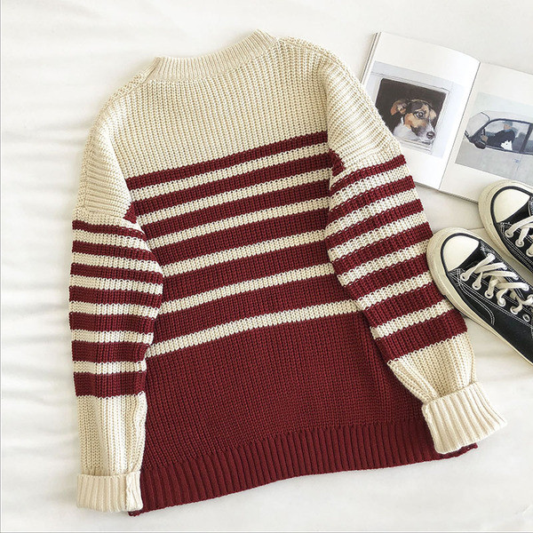 Γυναικείο ρετρό στυλ πουλόβερ με στρογγυλή λαιμόκοψη