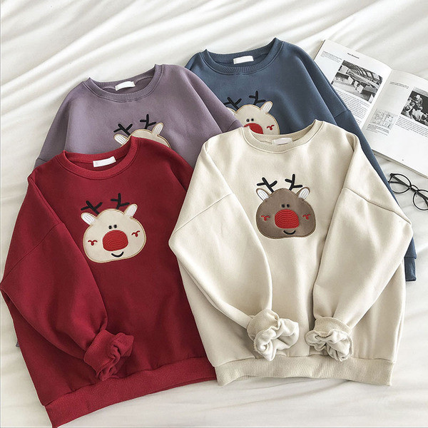 Jõuluaegne naiste kampsun tikandi ja ovaalse kaelusega