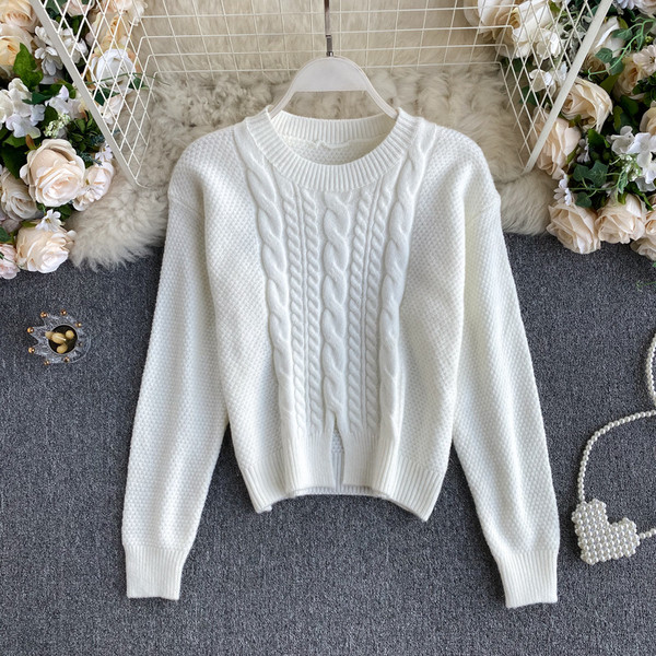 Πλεκτό γυναικείο πουλόβερ με στρογγυλή λαιμόκοψη