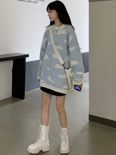 Γυναικείο μοντέρνο  μακρύ πουλόβερ με οβάλ ντεκολτέ