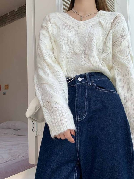 Kaasaegne naiste kampsun tavaline mudel