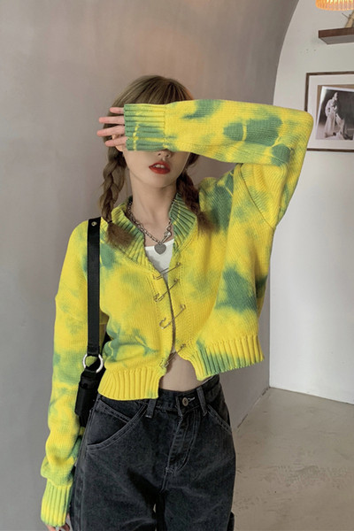 Naiste kaasaegne lühike kardigan