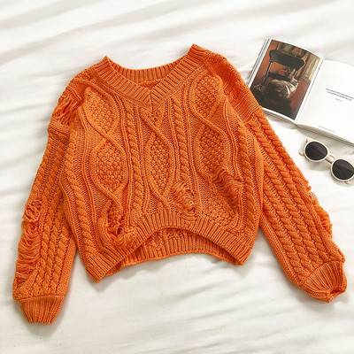 Spitsikaelusega vabaaja naiste kampsun