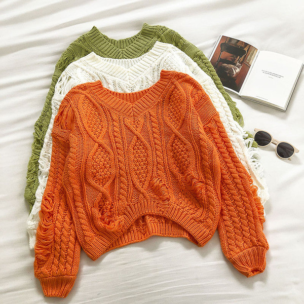 Spitsikaelusega vabaaja naiste kampsun