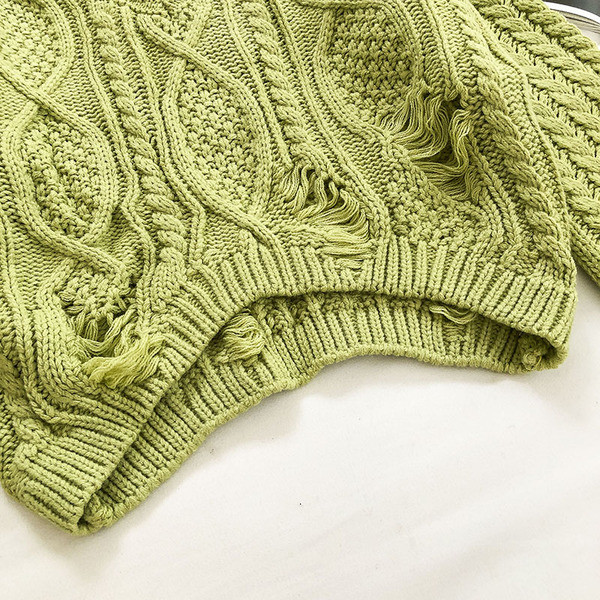 Spitsikaelusega vabaaja naiste kampsun