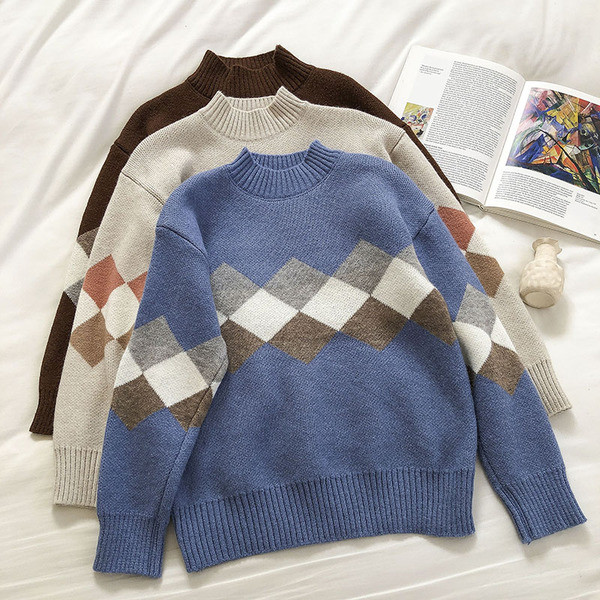 Γυναικείο ρετρό στυλ πουλόβερ με χαμηλό γιακά