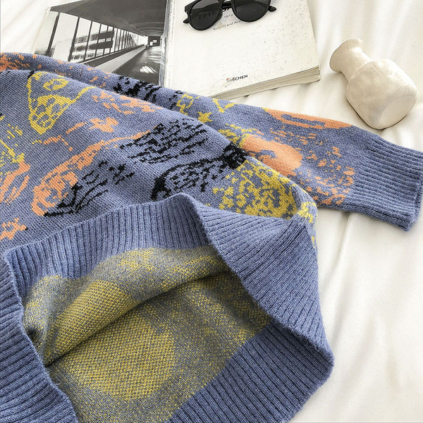 Pulover de dama in stil retro cu decolteu oval si maneci lungi