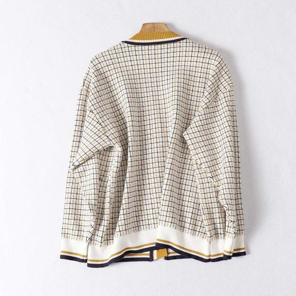 Naiste vabaaja vest nööpide ja taskutega