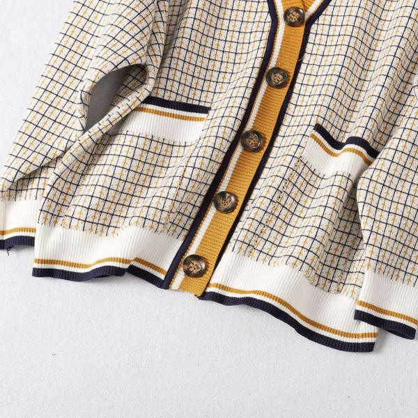 Naiste vabaaja vest nööpide ja taskutega