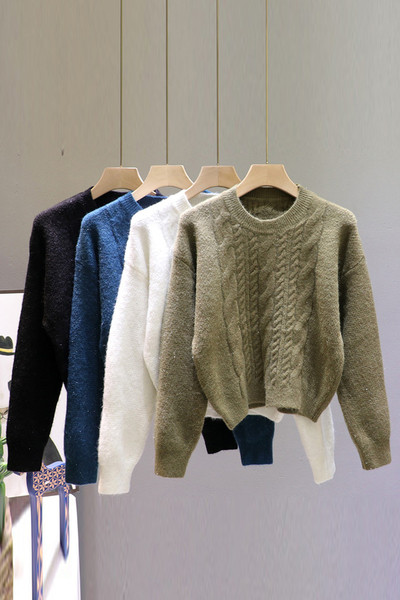 Moodne, talveks sobiv ümara kaelusega naiste kampsun