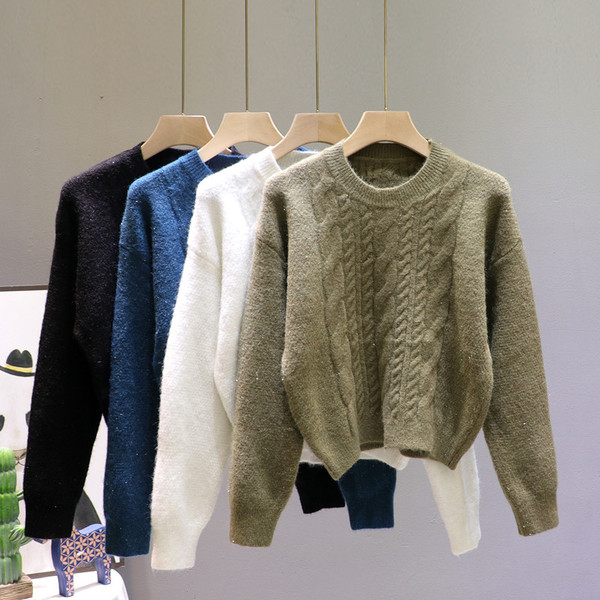 Moodne, talveks sobiv ümara kaelusega naiste kampsun