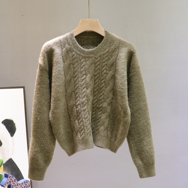 Moodne, talveks sobiv ümara kaelusega naiste kampsun