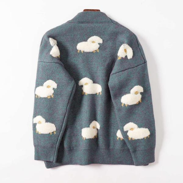 Moodne nööpide ja taskutega sügisvest