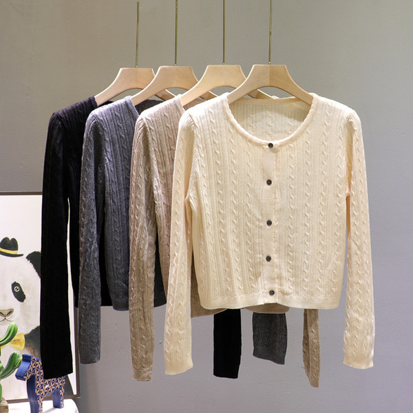 Νέο μοντέλο γυναικεία ζακέτα με κουμπιά και οβάλ ντεκολτέ