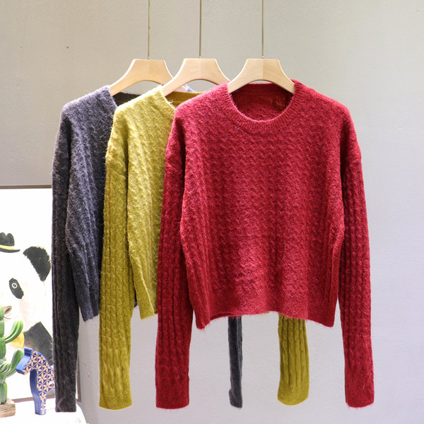 Γυναικείο πουλόβερ με μακριά μανίκια και στρογγυλή λαιμόκοψη