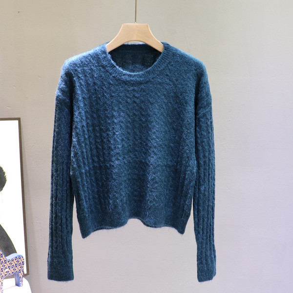 Γυναικείο πουλόβερ με μακριά μανίκια και στρογγυλή λαιμόκοψη