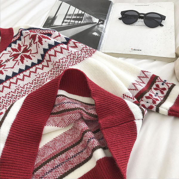 Γυναικείο ρετρό στυλ πουλόβερ με στρογγυλή λαιμόκοψη και μακριά μανίκια