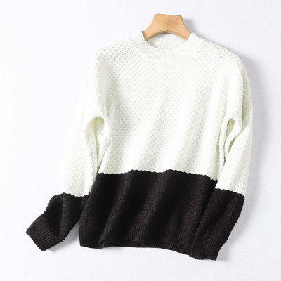 Μοντέρνο πουλόβερ με οβάλ ντεκολτέ