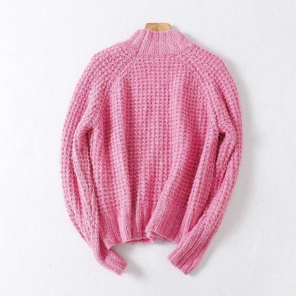 Μοντέρνο πουλόβερ με ημι-υψηλό γιακά σε ροζ χρώμα
