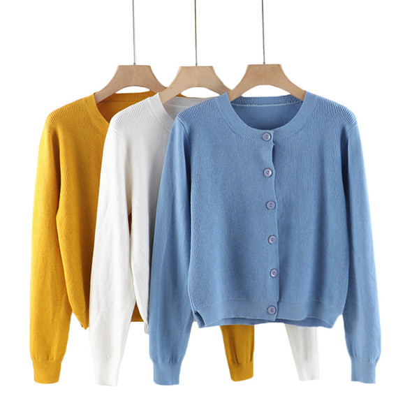 Moodne naiste vest ovaalse kaelusega ja pikkade varrukatega