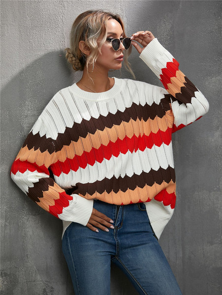 Naiste lai kampsun ovaalse kaelusega - lai mudel