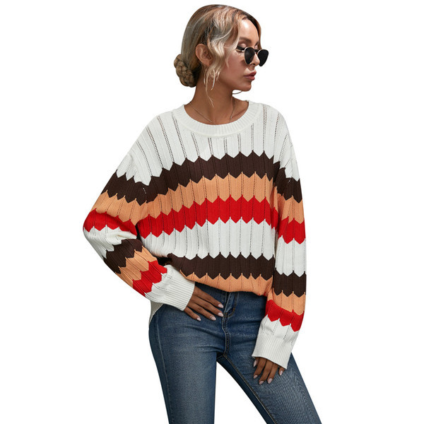 Naiste lai kampsun ovaalse kaelusega - lai mudel