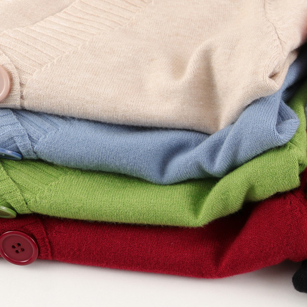 Moodne naiste lühike kardigan spits-kaelusega ja pikkade varrukatega