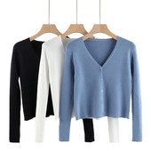 Ženski prsluk sa špic izrezom i gumbima