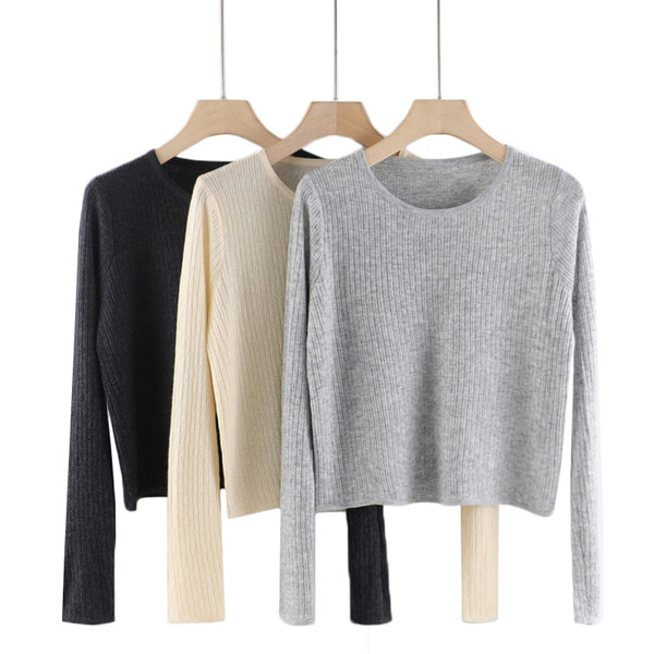 Γυναικείο casual πουλόβερ - με οβάλ ντεκολτέ και μακριά μανίκια